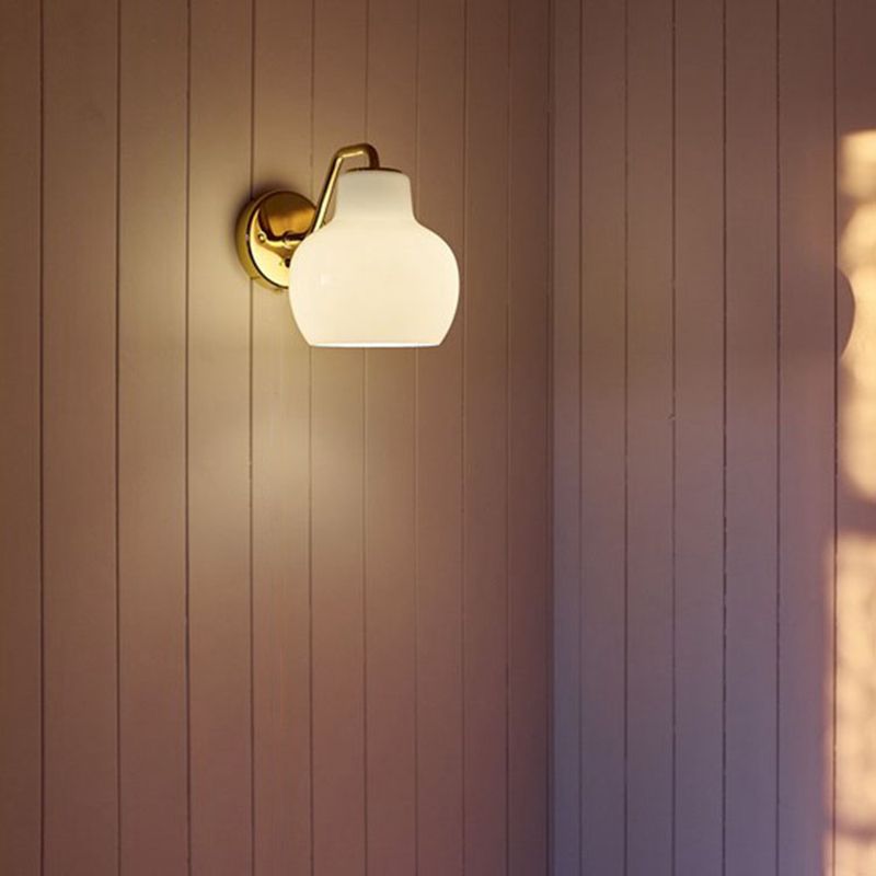 Armed Bedroom Wall Lighting Fixture Glass Contemporary Sconce Light Fixture in White