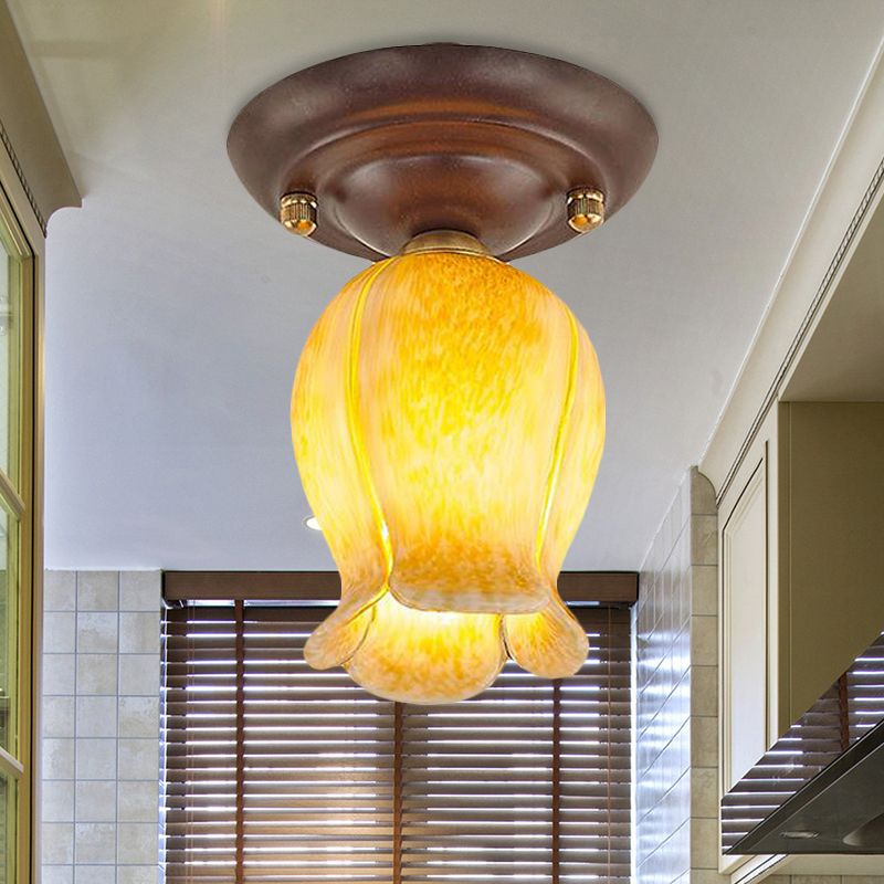 Bloemvormig wit/geel/paars glasinbouwarmatuur Traditionele 1-lichts woonkamerplafondlamp