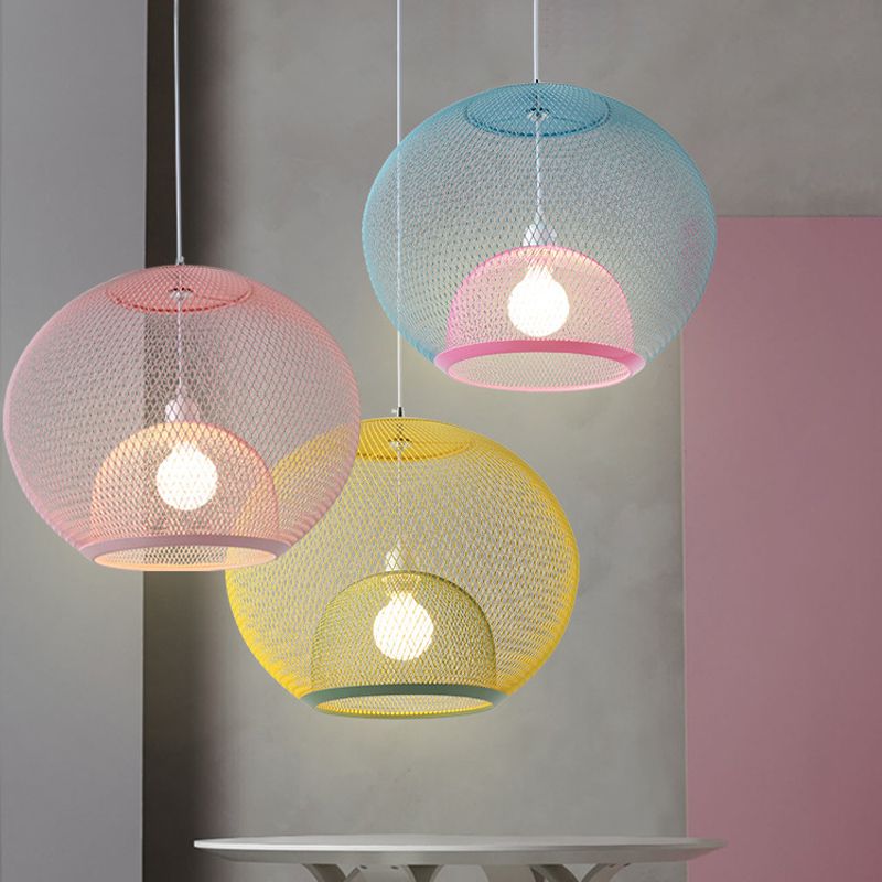 Éclairage à mailles de fil de fer Light Macaron Style 1 Hier Globe Suspension Lumière
