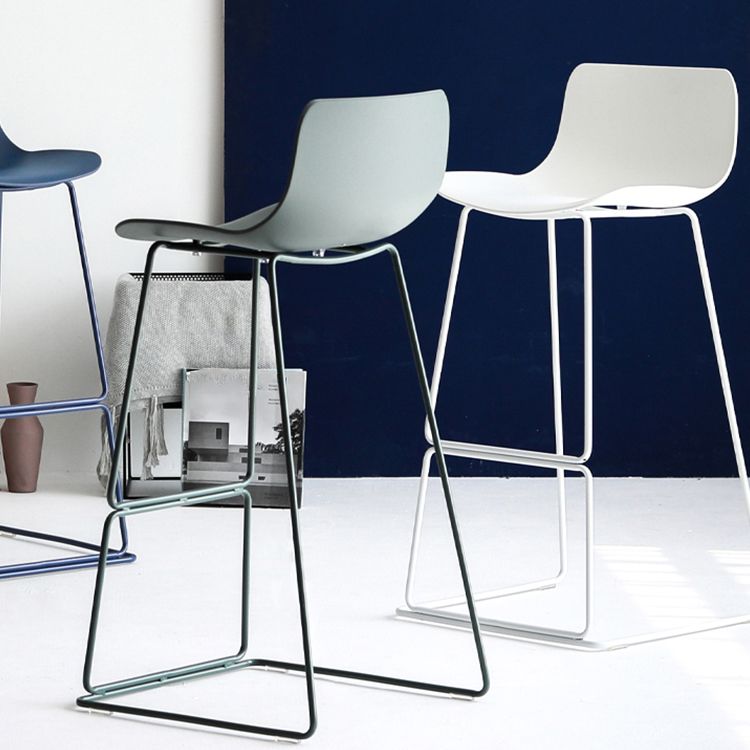 Contemporary Armless Plastic Low Back Bar Stools with Metal Base
