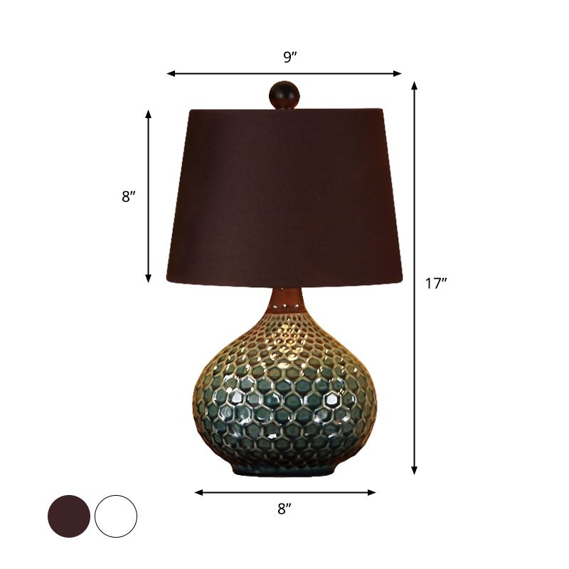 Lampada da notte in tessuto a tamburo affusolato Lampada da tavolo da soggiorno retrò a 1 luce in bianco/caffè con base in ceramica a cipolla