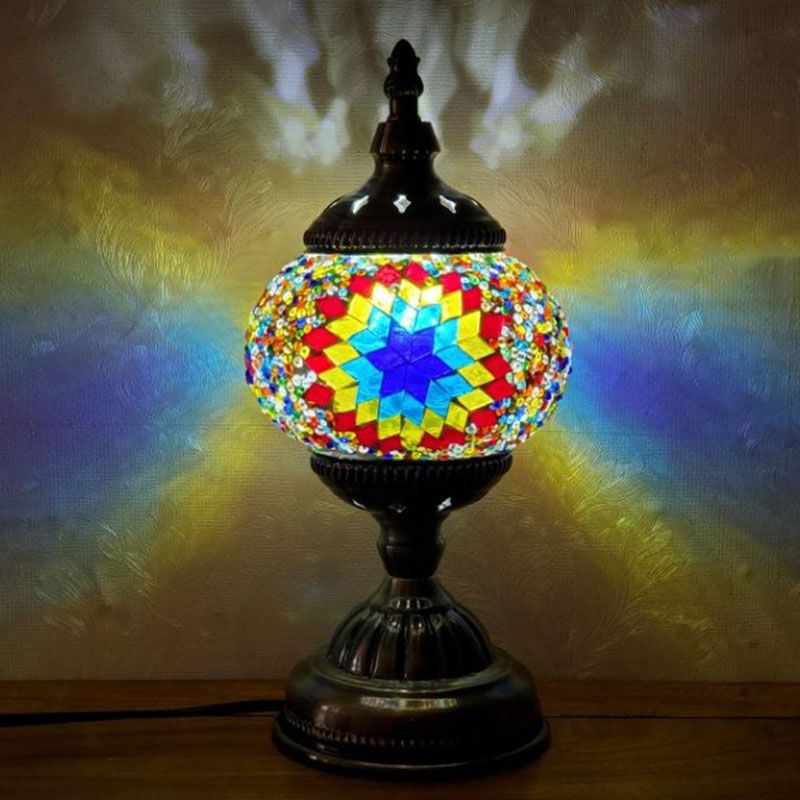 Turkish Oblate Nachttischlampe Single-Bulb-Glasschifftischleuchte für das Restaurant