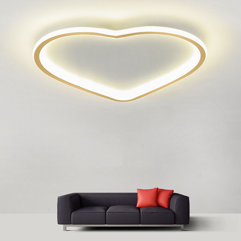 Plafonnier LED minimaliste moderne en aluminium en forme de cœur avec abat-jour en acrylique
