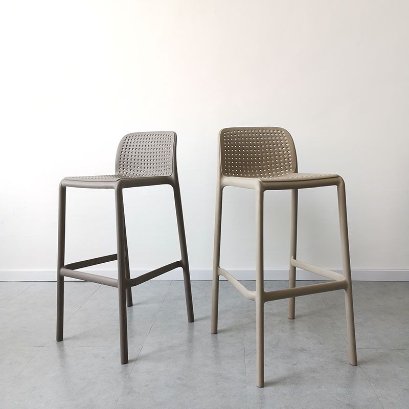 Taburete de bar moderno, taburete de bar sin brazos de plástico con reposapiés y respaldo