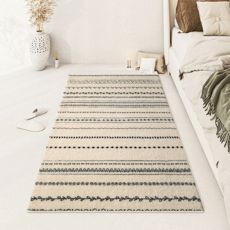 Beige Modern Rug Polyester Graphic Rug Non-Slip Backing Rug for Home Decor