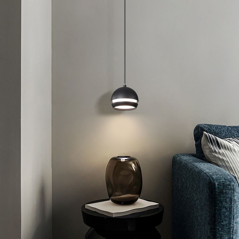 Acrylschwarze LED Hängende Lampe im modernen minimalistischen Stil Frosted Aluminium Globe Anhänger Licht