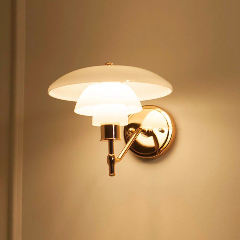 Modern Simple White Wall Light Dome Shape Iron Wall Lamp for Living Room