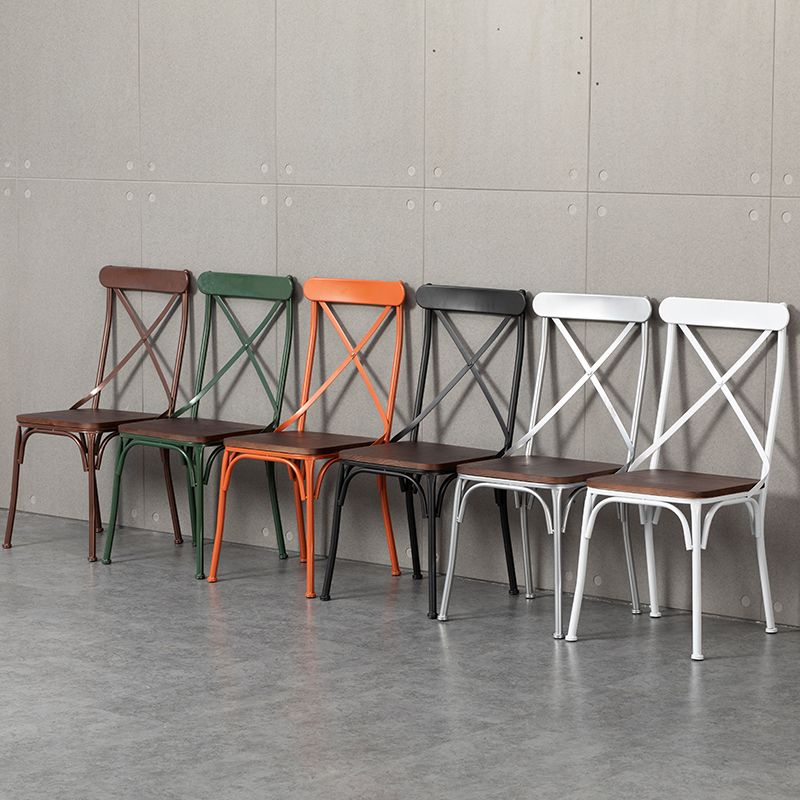 Chaise latérale en métal pour café industriel, chaise pliante à dossier croisé noir