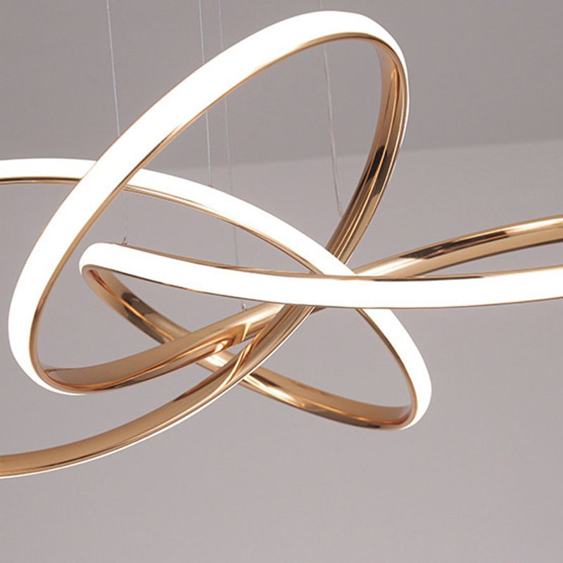 Luces de techo colgantes de metal modernas Candelera colgante lineal para sala de estar