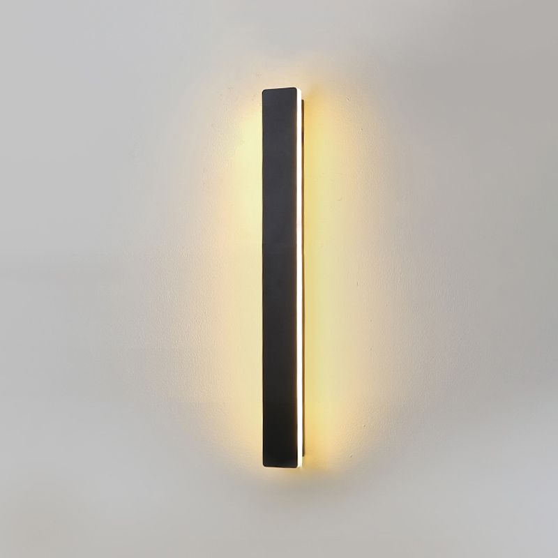 Metal Straight Wall Light Modern Style LED Wall Sconce for Living Room