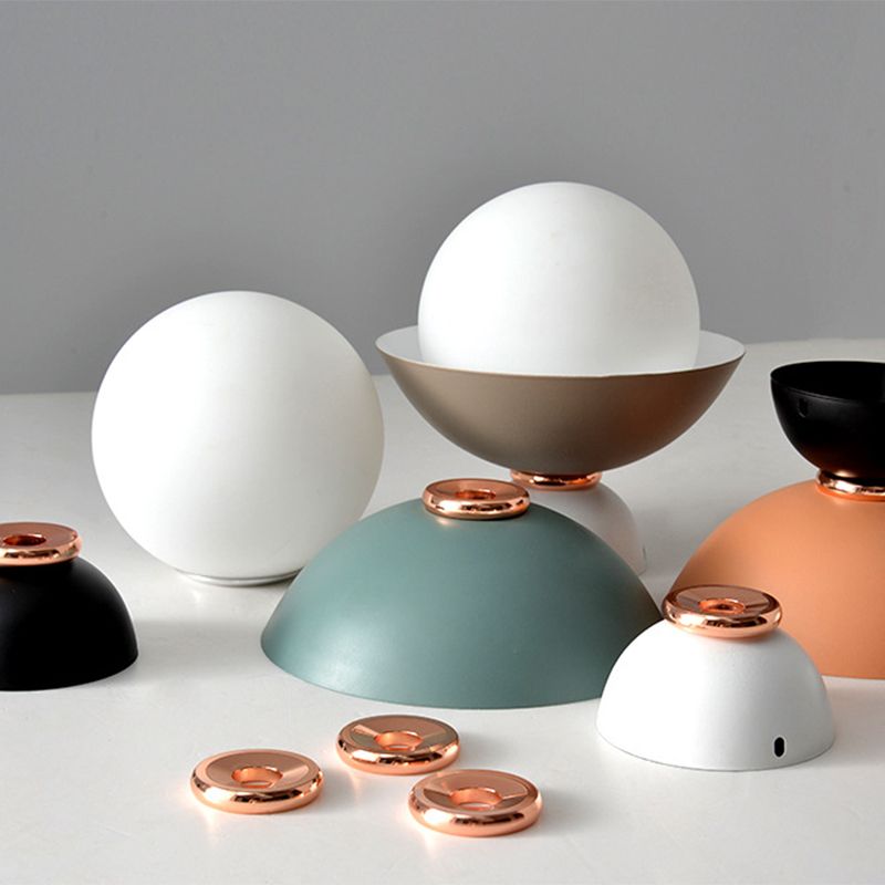 Plafonnier rond encastré moderniste 1 lumière plafonnier en verre blanc pour couloir