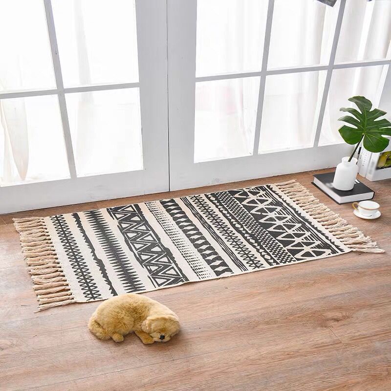 Tapis bohème décoratif Tapis de tapis tribal multi-couleurs tapis amical pour animaux de compagnie avec gland pour la porte