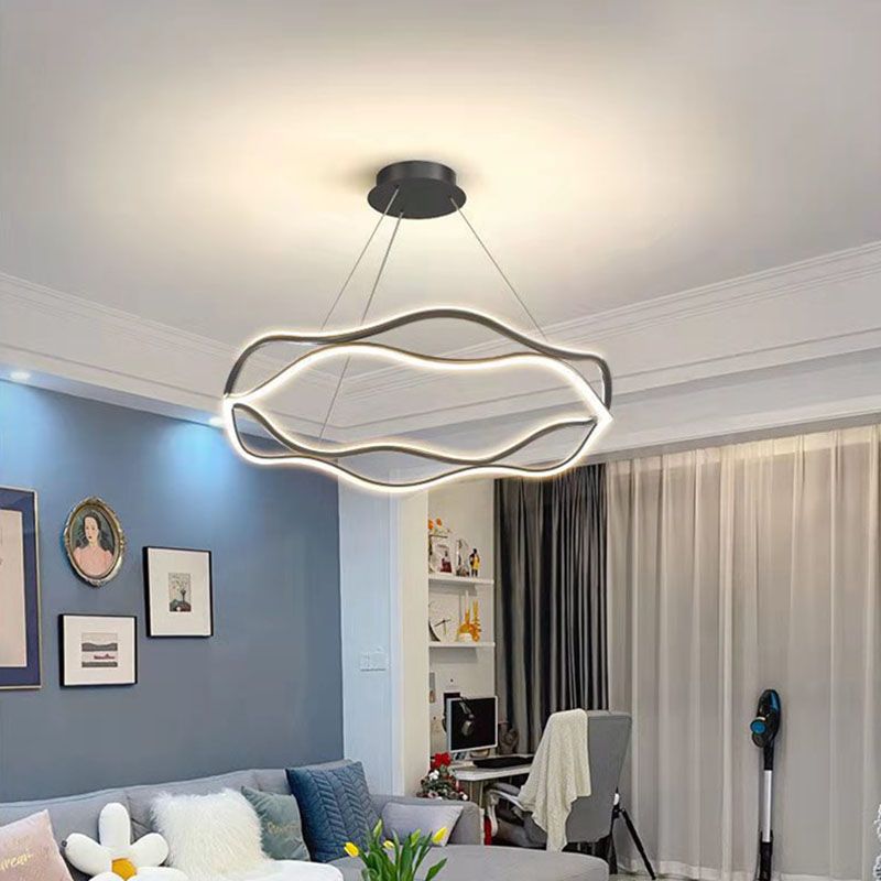 Funzionamento lampada del lampadario ad onde metalliche in stile minimalista LED Apparecchio di illuminazione a ciondolo