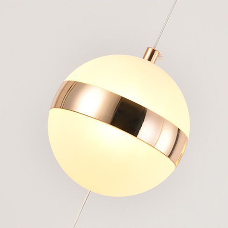 Acrylgold -LED -Anhänger Licht im modernen Stil Aluminium Globe Hanging Lampe für Innenräume
