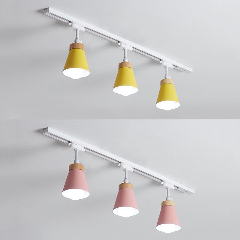 Nordic Metal & Wood Rail Lighting luminaires pour éclairage conique encastré de rail de plafond dans le hall d'entrée et la chambre à coucher