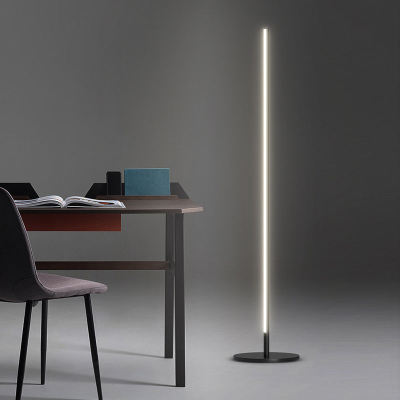 1 lampadaire linéaire léger les lampes standard en métal contemporain pour le salon