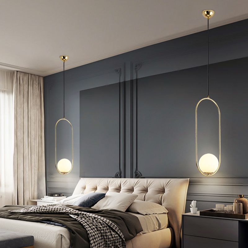 Mitte des Jahrhunderts Design Globe Hanging Lampe Weißglas Schatten Anhänger Licht mit Metallring