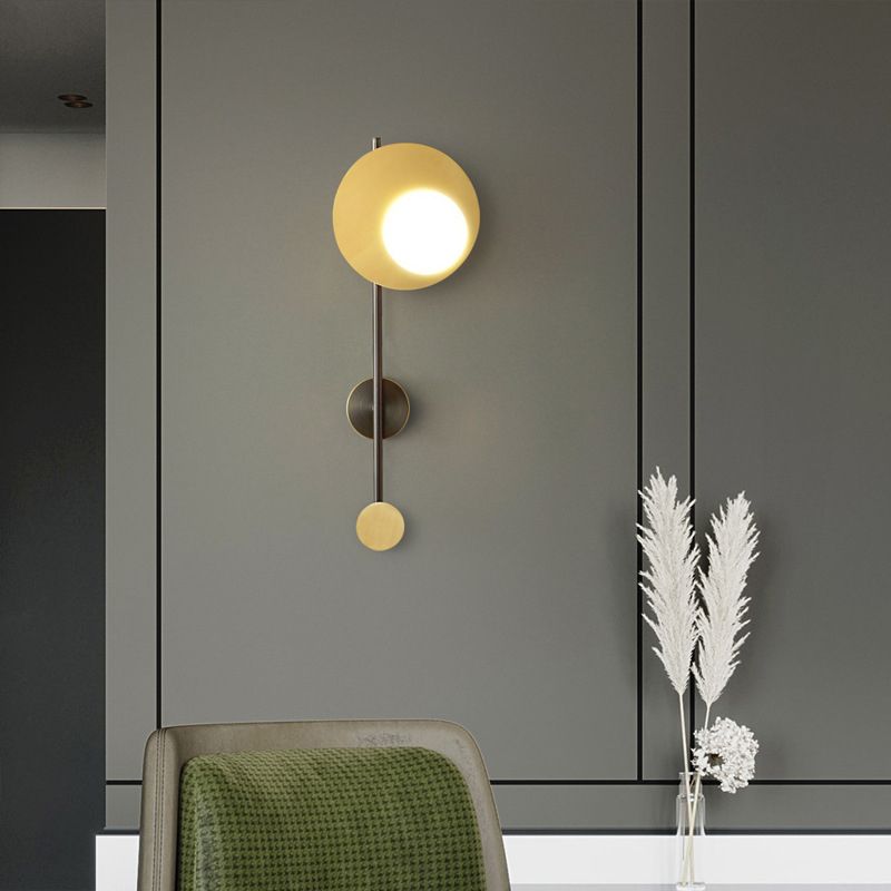 Post-Modern Wall Sconce Copper Sconce Light Fixture in Black and Gold for Bedroom