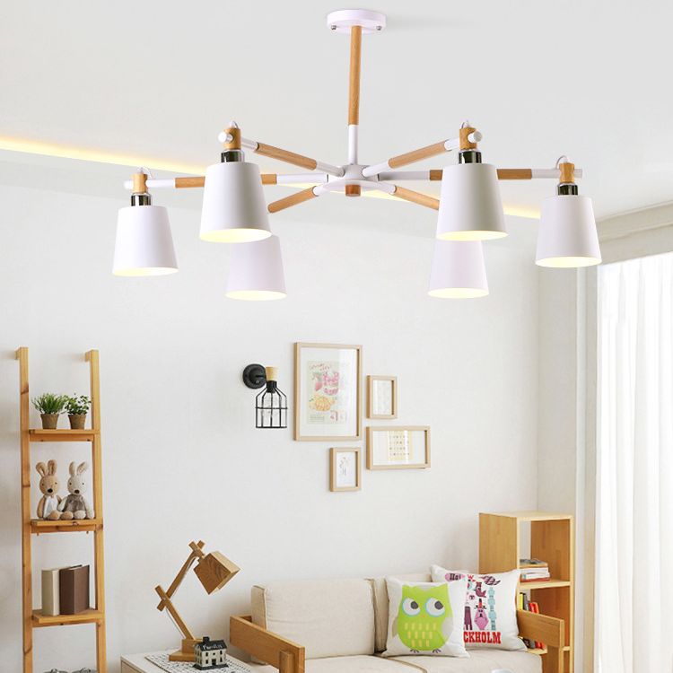 Radialer hölzerner Kronleuchter nordischer Pendelleuchte mit sich verjüngter Metallschatten