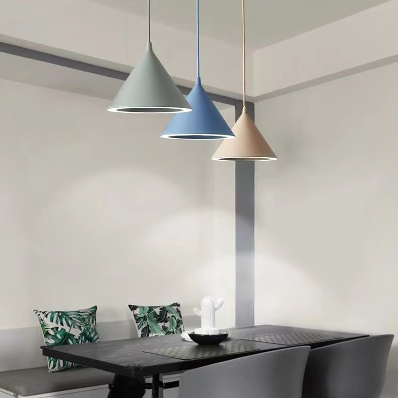 Contemporary Style Cone Pendant Lamp Metal 1 Light Hanging Pendant Light