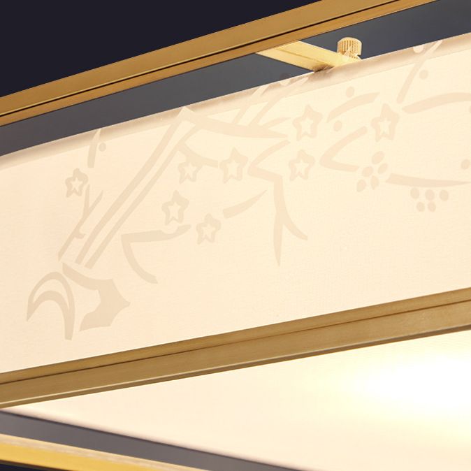 Quadratische Unterputzleuchte im Landhausstil, Deckenleuchte aus Stoff mit Tüllschirm außen in Gold