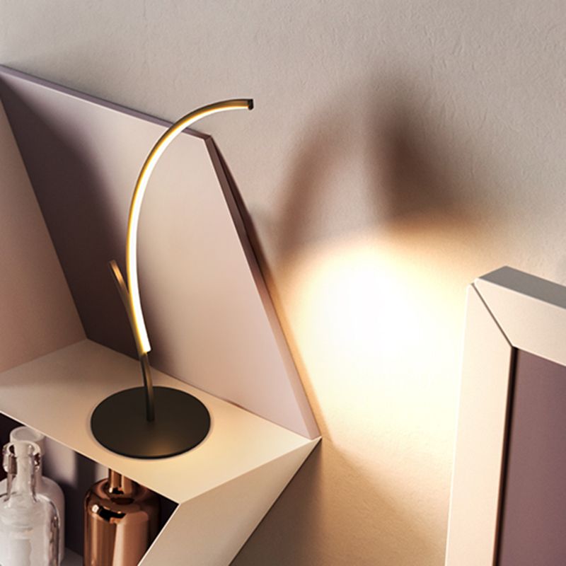 Contemporary Curvy Reading Book Light Acrylic LED Night Table Lamp in Black for Bedside