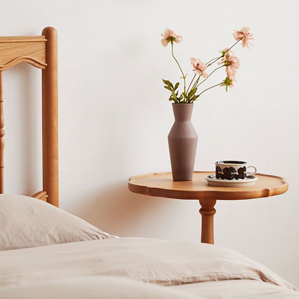 Modern Accent Side Table Naturally Shaped Natural Solid Wood 4 Legs Living Room