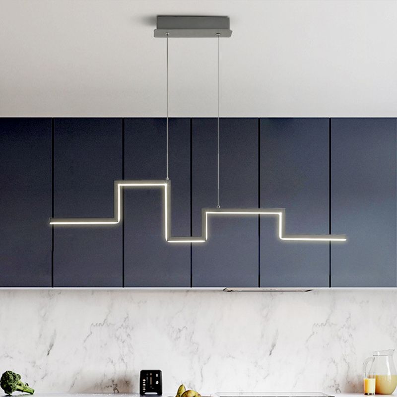 Lampada a sospensione in metallo lineare Stile semplice nero/grigio/oro 31,5 "/39" Lampada a LED larga a LED in luce calda/bianca