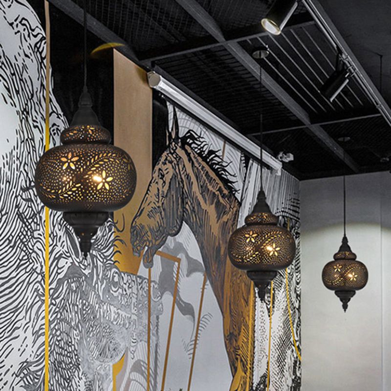 Gourd Hanging Light Traditionary 1 Head Metal Pendant Lighting Fixture in Black, 10"/12" Wide