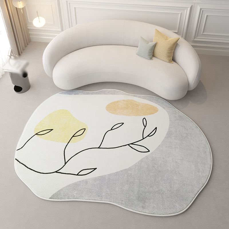 Casual Abstract Area Carpet Yellow Polyester Carpet Non-Split Rug for Indoor Room
