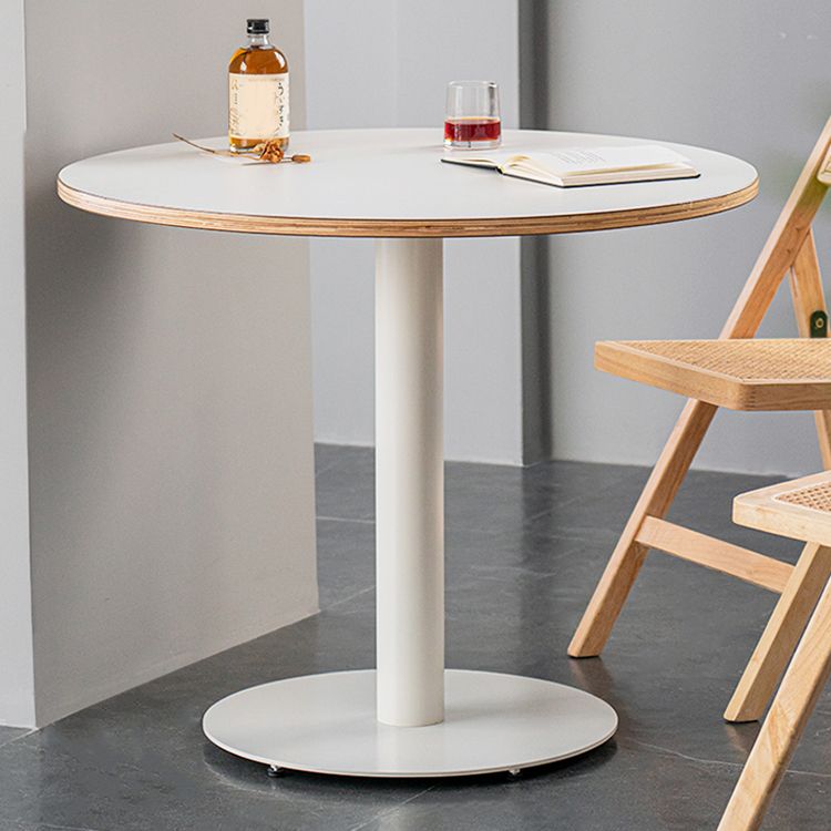 Eigentijdse vaste houten eettafel enkelvoudige voetstuk ronde tafel voor thuis