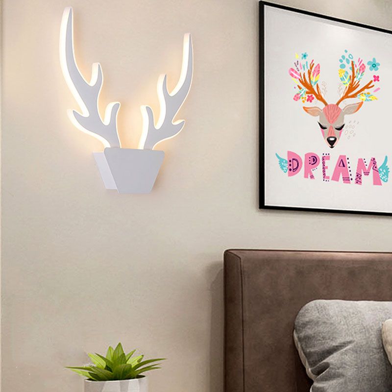 Antlers Acrylic Sconce Light Fixture Art Deco LED White/Black Wall Mounted Lamp in Warm/White Light