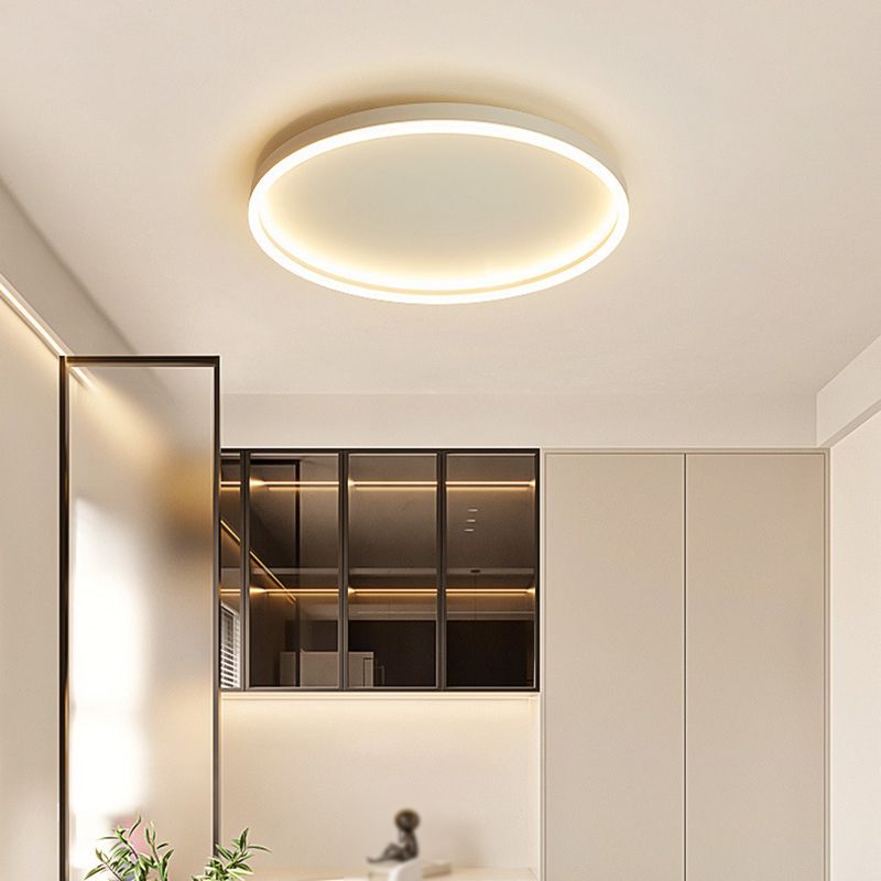 Round Shape Flush Mount Lighting Modern Flush Mount in White Finish