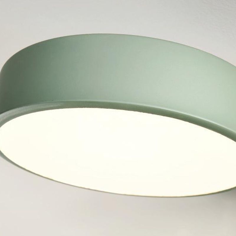 Luz de techo geométrico nórdico colorido LED de montaje de montaje para sala de estar para sala de estar