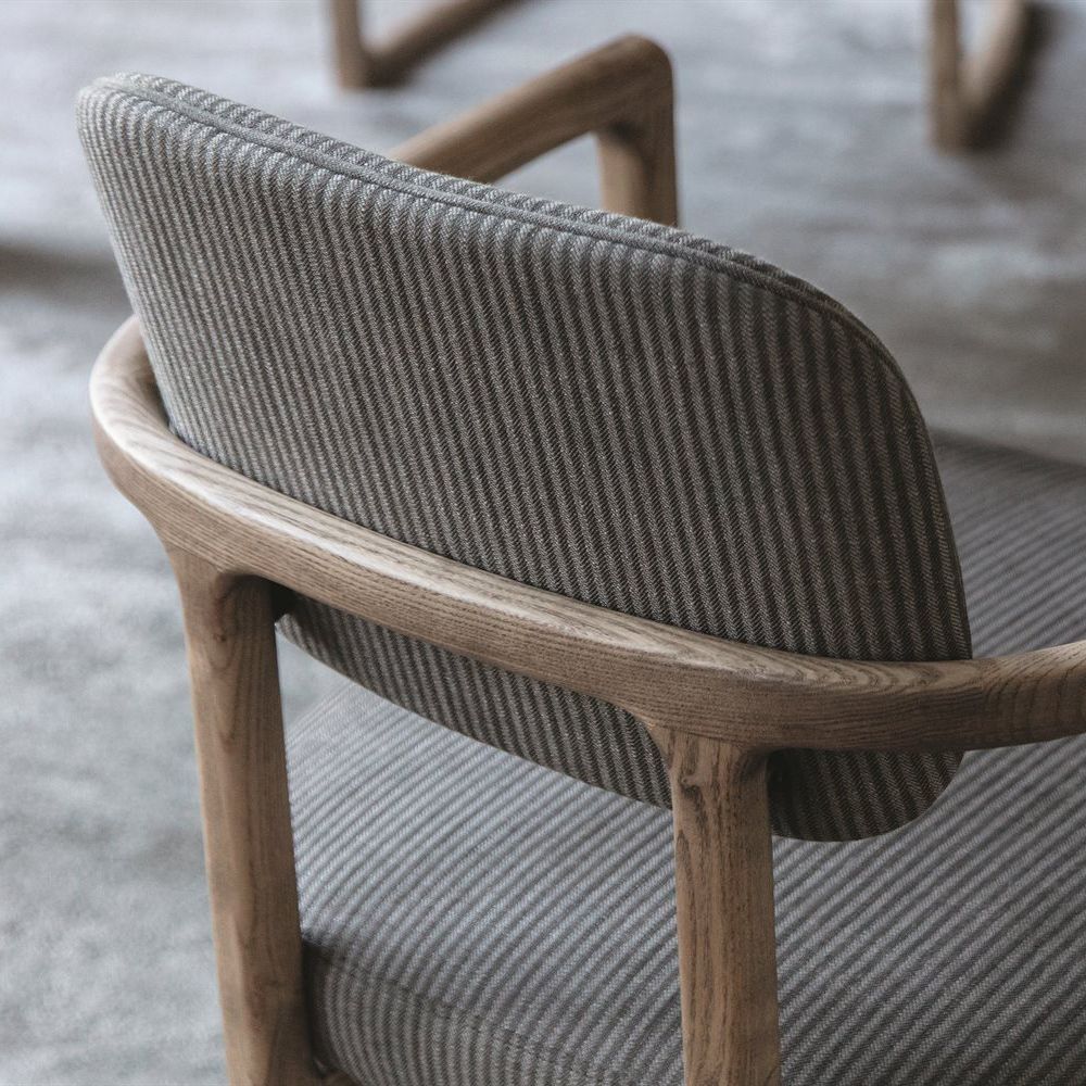 Nordic Style Arm Chair Solid Wood Open Back Dining Chairs for Dining Room