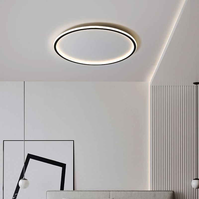 Circular Flush Ceiling Light Fixture Modern Metal LED Black Flush Mount Light Fixture