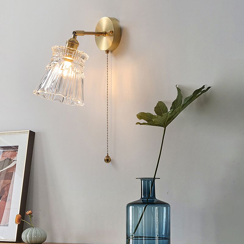 Modern Style Design Sconce Light Fixtures 1-Light Brass Wall Mounted Lamp with Grass Shade