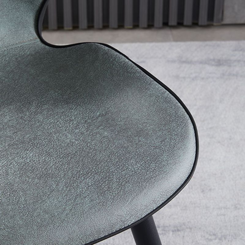 Silla de comedor de metal moderno Silla lateral con respaldo para uso en restaurantes