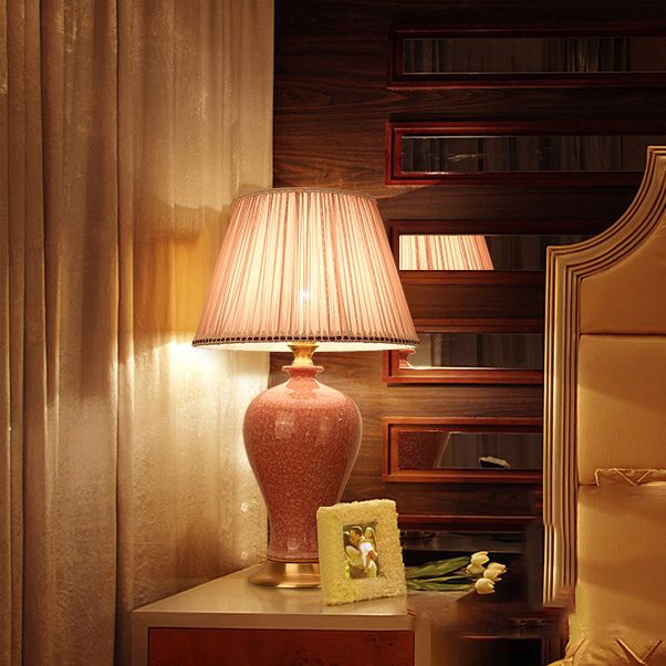Éclairage de bureau de style moderne LAMPE DE SHADE DE SILK COLORF