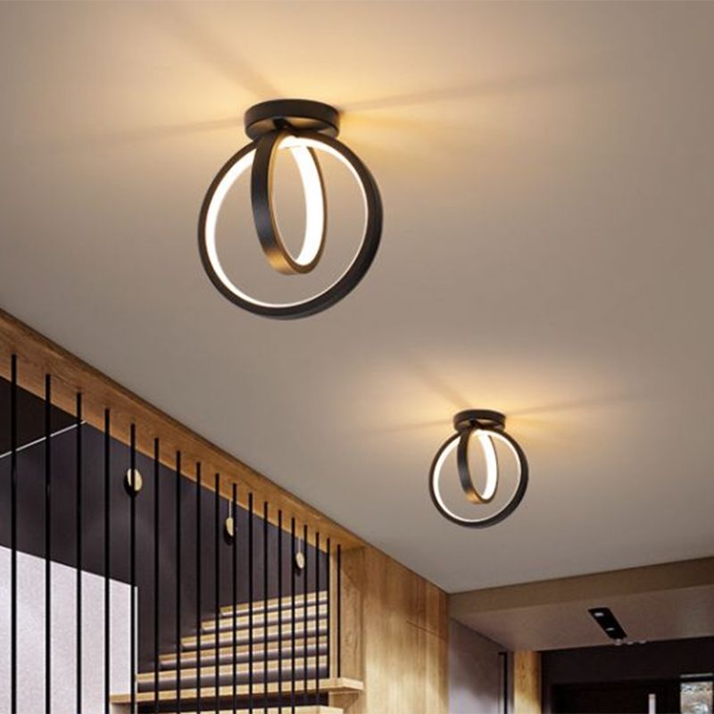Circular Mini Hallway Flush Light Acrylic LED Minimalist Ceiling Mount Lighting in Black/Gold, Warm/White Light
