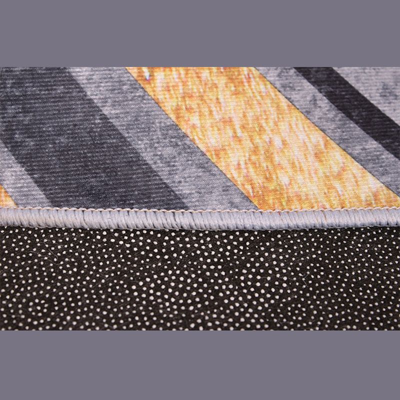 Gray Indoor Carpet Minimalist Geometric Area Rug Polyester Anti-Split Washable Rug