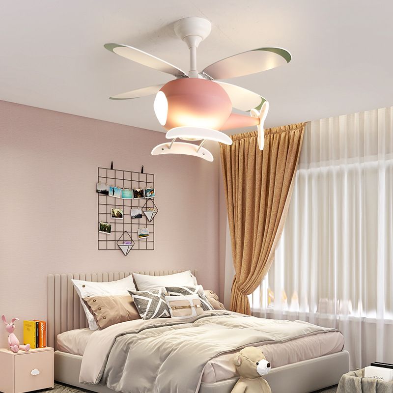 Éclairage de ventilateur de plafond de style pour enfants Metal 4 Plafond léger lampe à fans pour restaurant