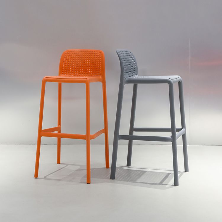 Moderno sgabello da bar in plastica da bar di plastica con sedile in plastica