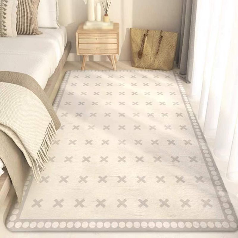 Beige Simple Rug Polyester Graphic Area Rug Non-Slip Backing Rug for Home Decor