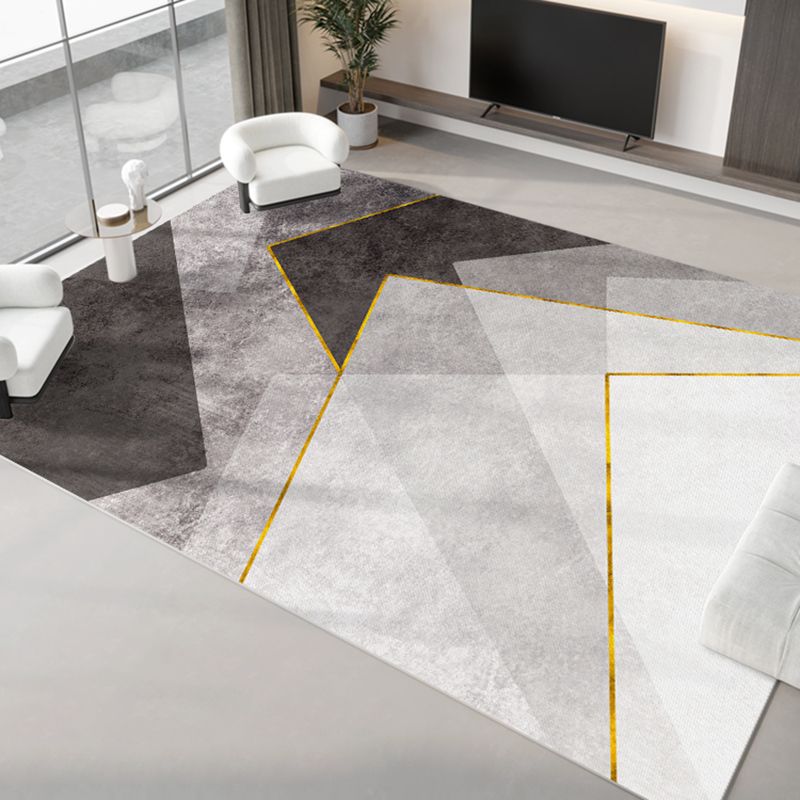 Light Gray Modern Rug Polyester Graphic Indoor Rug Non-Slip Backing Rug for Home Decor