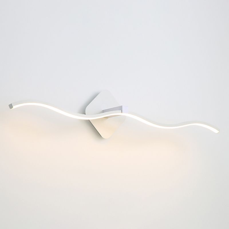 Modern Simple Fashion Style Linear Shade Wall Sconce Metal 1 Approches légères