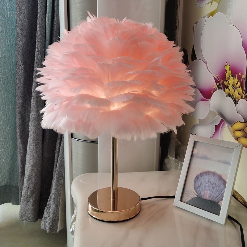 Modern Style Desk Light Colorful Feather Desk Lamp for Bedroom