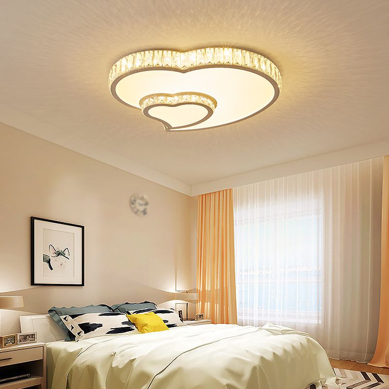 Lámpara de techo LED de estilo moderno cerca del accesorio de iluminación de techo con pantalla de cristal