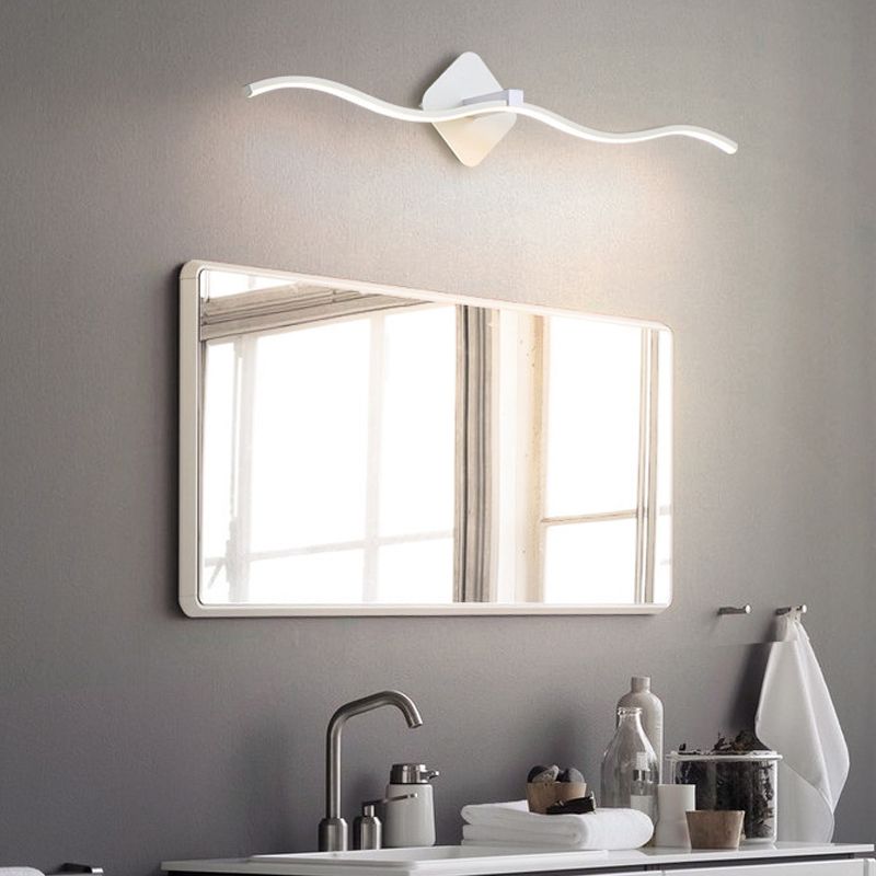 Linear Shape Metal Wall Sconce Modern Style 1 Light Mirror Wall Lighting Fixtures