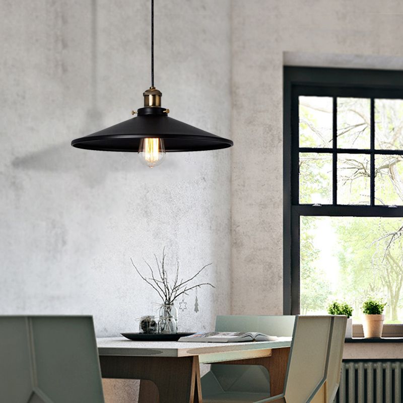 Loft Stylish Saucer Pendant Ceiling Light 8.5"/10" Diameter 1 Head Metallic Hanging Lamp in Black for Foyer